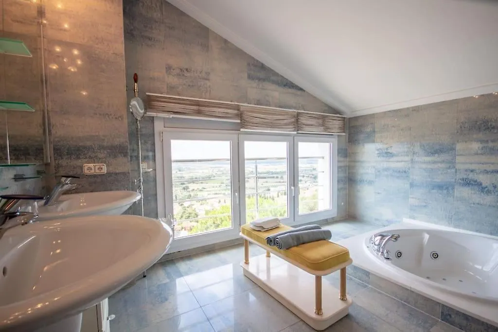 Villa Luxueuse, 2 Piscines, Spa Et Salle De Sport, 5 Chambres, 4 Salles De Bain Palau Saverdera
